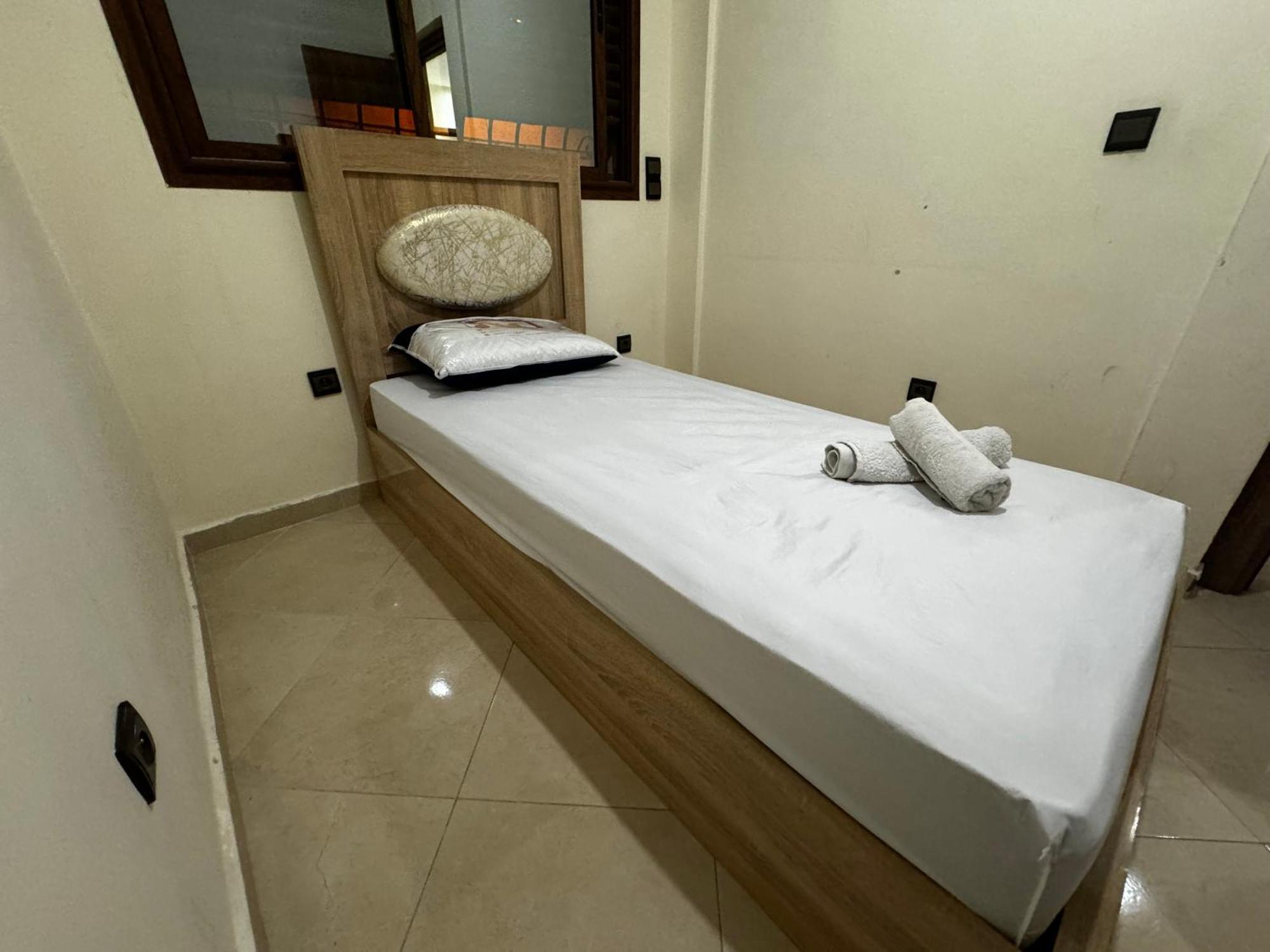 Appartement Spacieux Et Calme A Proximite De La Mer Et La Gare Agdal Рабат Екстериор снимка